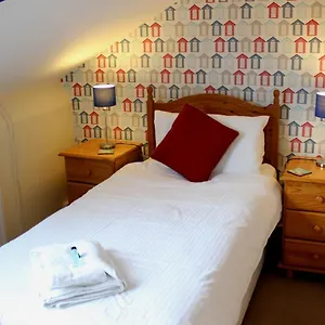 **** Bed & Breakfast Esplanade Gardens United Kingdom